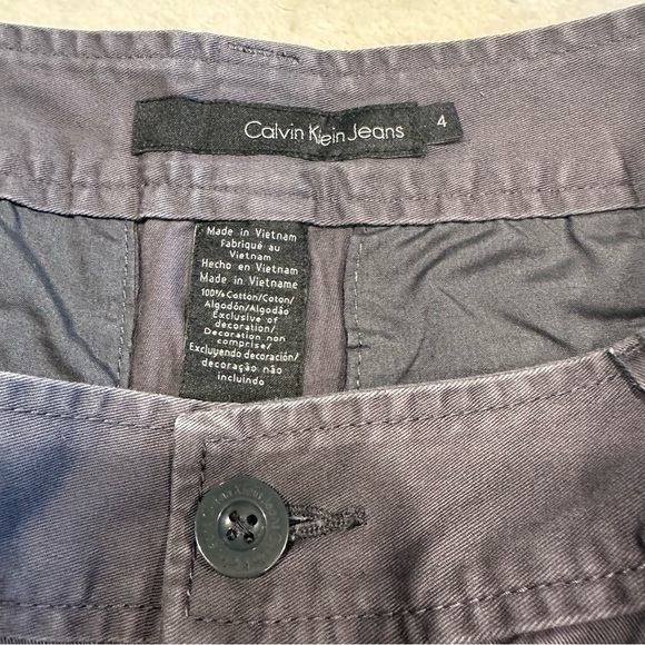 EU Calvin Klein Grey Denim Shorts - Picture 4 of 11